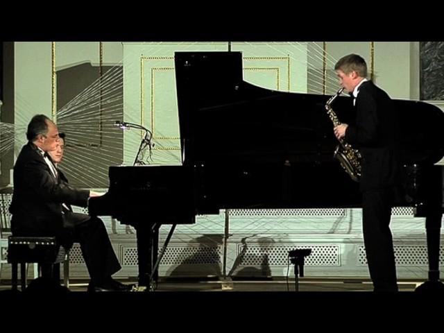 Robert Muczynski -Mikhail Benediktov, Dmitry Uvarov