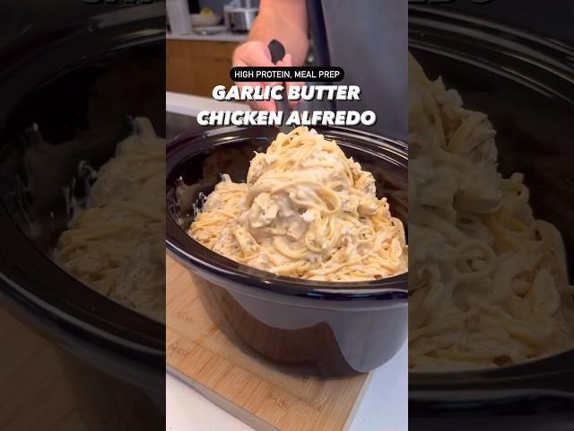 Macro-Friendly, High Protein Garlic Butter Chicken Alfredo #shorts