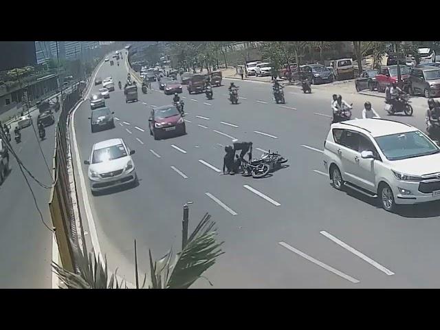 Road Safety: What are the causes of this accident || Cyberabad Traffic Police