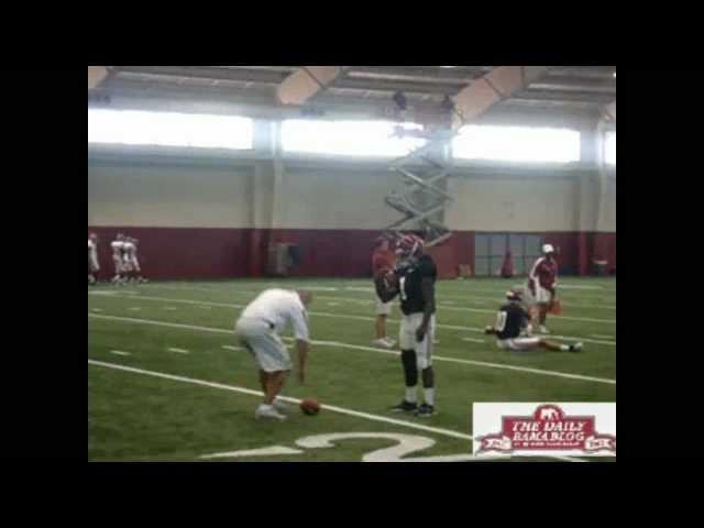 Dee Hart rehabbing at Alabama football practice
