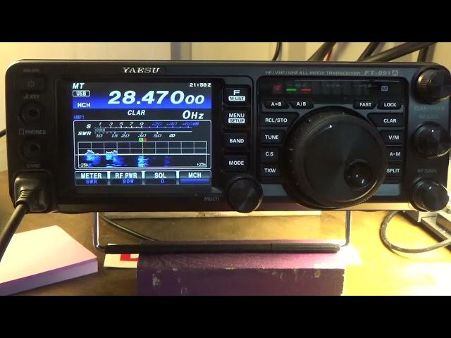 Example of Parking on 10M @28.470 MHz and Calling CQ with stations coming back from all directions