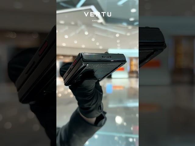 Listen, the special open and close sound of our Vertu Ironflip.#vertu #special #viralvideo #black