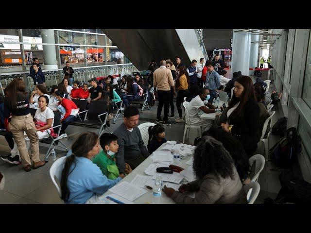 Llega a Colombia un segundo vuelo con emigrantes deportados por Estados Unidos