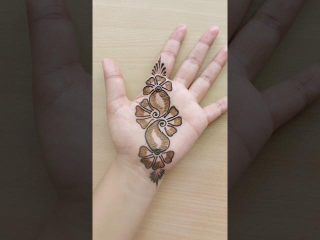 stylish and beautiful Mehandi design #mehndi #henna #letestmehndi #mehandidesigns