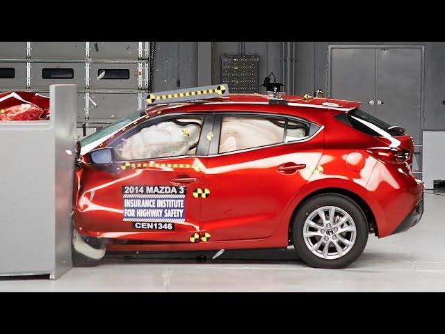 1 HOUR of IIHS Crash Tests