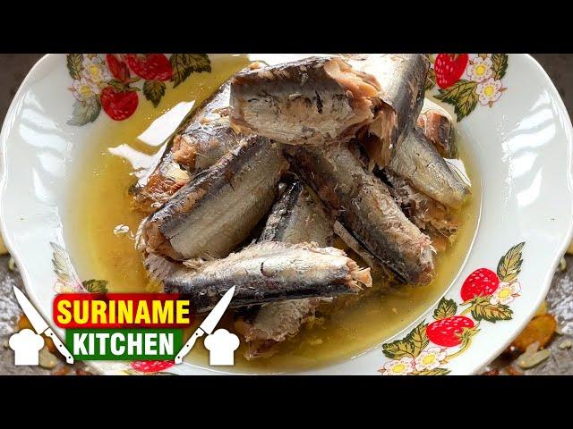 Surinaamse Olie Sardien Met Gebakken Aardappelen KOKEN IN SURINAME | Oil Sardine Baked Potatoes