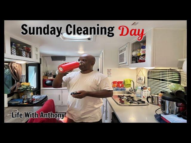 My Tiny RV Life: Sunday Bum Day | Sunday Cleaning