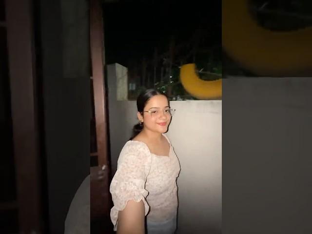 Folks kyu bolti hu#shorts #viral #ytshorts #youtubeshorts #youtubeindia #ytshortsvideo #vlog #yt