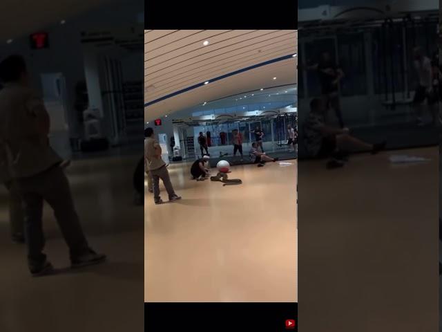 حبيب نورماغمدوف البطل حبيب يهرب من ثعبان في دبي مضحك