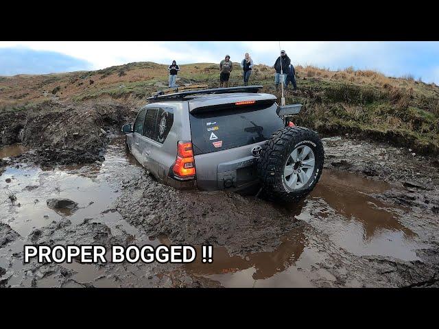 GREEN LANING UK - Toyota Land Cruiser Prado 150 - Proper Bogged !! Greenlaning. #winchedout