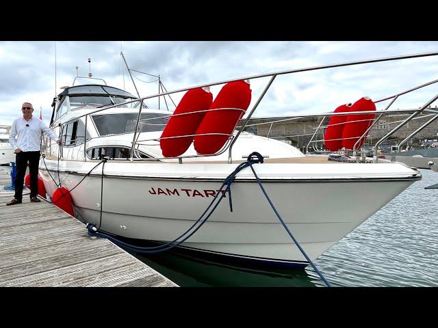 £500,000 Yacht Tour : 2006 SETAG Broom 42CL