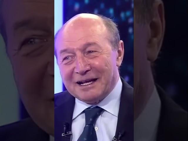 Traian Băsescu: Trebuie reintrodus stagiul militar obligatoriu