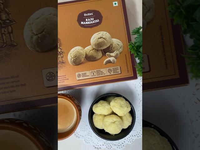 How is this Kaju #Nankhatai? Let's Review it! #Bolas #Mishry #Biscuits