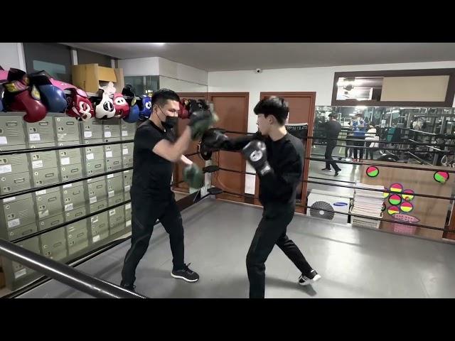 김정범 파워복싱 클럽 밋드 치기 #복싱레슨