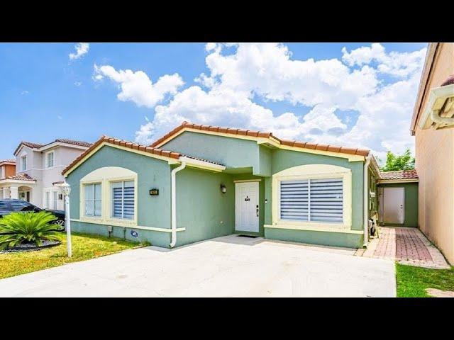 Miami Florida Homes and Real Estate for Sale  | Presented by Steven Chase | FOREST LAKE