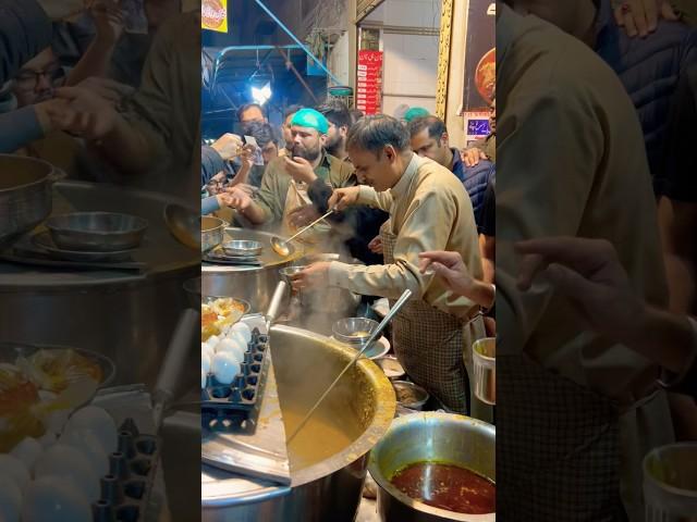 Sehri Lahore . Saeed Bong Paye . Crazy Rush Scene . #foodshorts #food #foodlover #streetfood #shorts