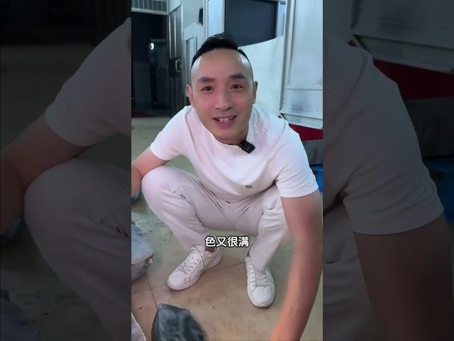 20台機器同時切割，揭開翡翠切割背後的極致秘密！#元玖珠寶 #翡翠 #珠宝#源头翡翠 #翡翠原石 #翡翠切割