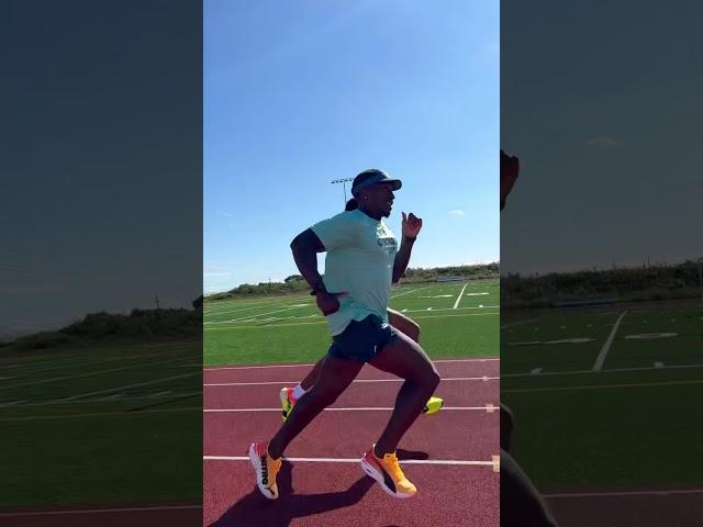 Speed session on the track for marathon prep #follow #asics #puma #marathon #trackandfield