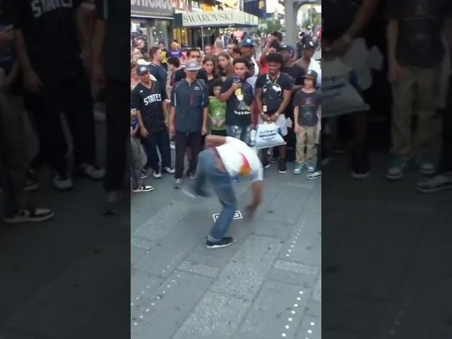 B boy Neguin capoeira