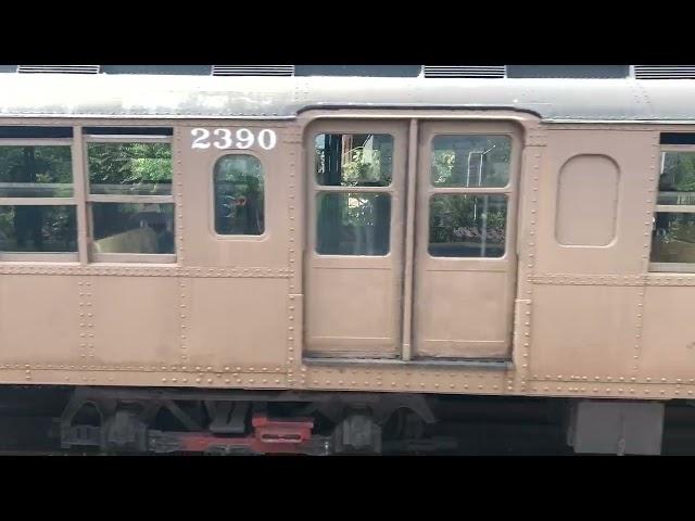 Brooklyn-Manhattan Transit Standards train at Sheepshead Bay