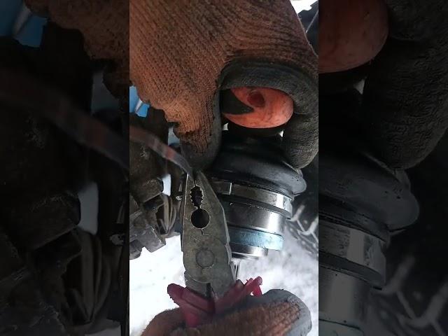 как затянуть ленточный хомут на шрусе без приспособления!!!