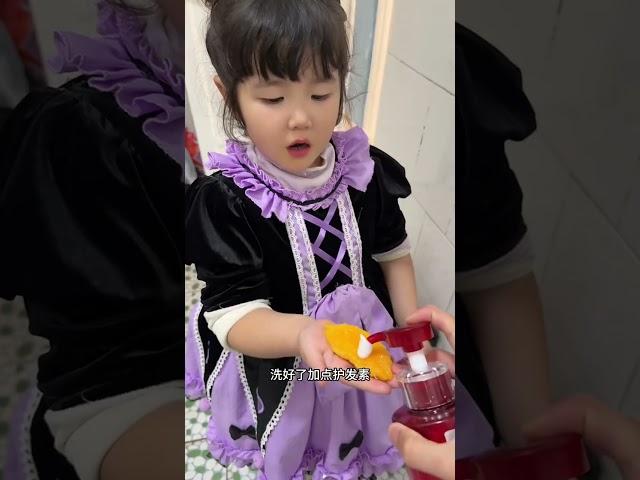 Teach you how to make a dog with mango pits~#亲子 #亲子教育#parentingsolutions #parentingtips