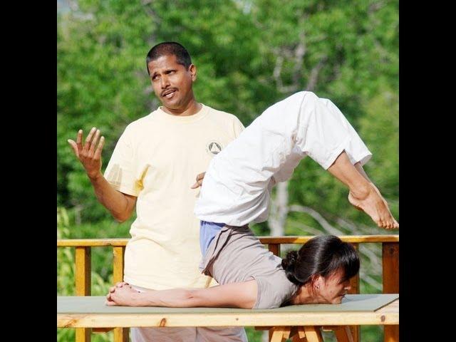 SYVC # 212 Prahlad's  Advanced Asana Class. ( 2006 )