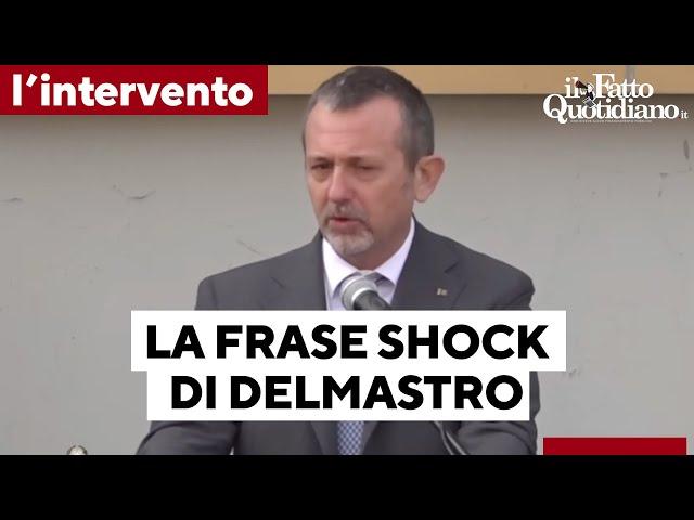 Frase shock di Delmastro: "Una gioia non lasciare respirare chi sta nell’auto della penitenziaria"