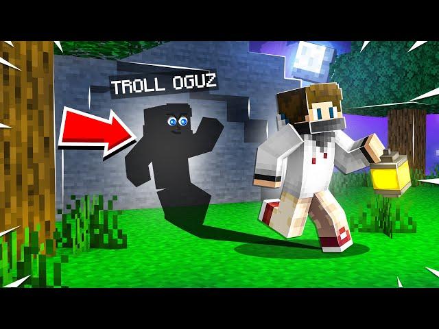 CANAVAR KİM'de GÖRÜNMEZ OLUP TROLLEDİM - Minecraft