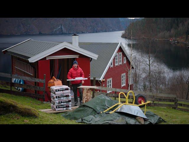 Alone Time at The Cabin - Trying To Finish the Toolshed Project | Norway