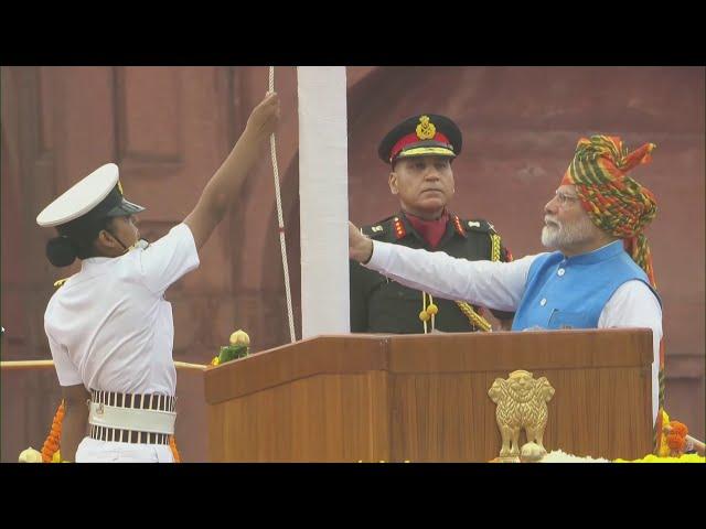 PM Modi Hoists The Tiranga At Red Fort On India's 78th Independence Day