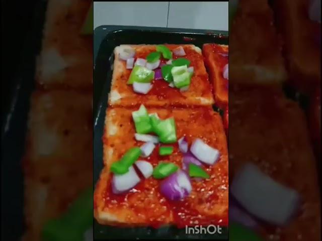 Bread pizza recipe Sangeeta kitchen subscribe to channel