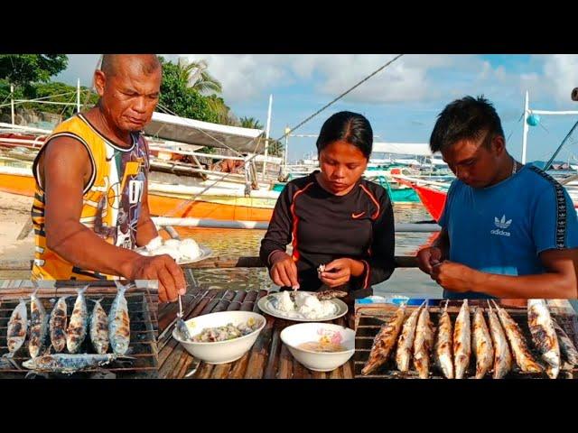 SWAK ANG UMAGAHAN SA MAINIT NA INIHAW AT MAANGHANG NA KINILAW