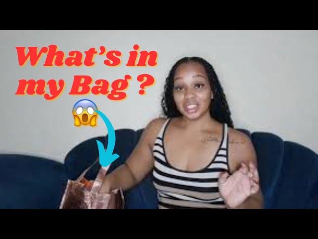 What Essential Items Are In My Bag!?