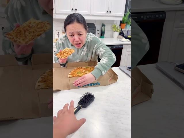 Pizza or brush? ️