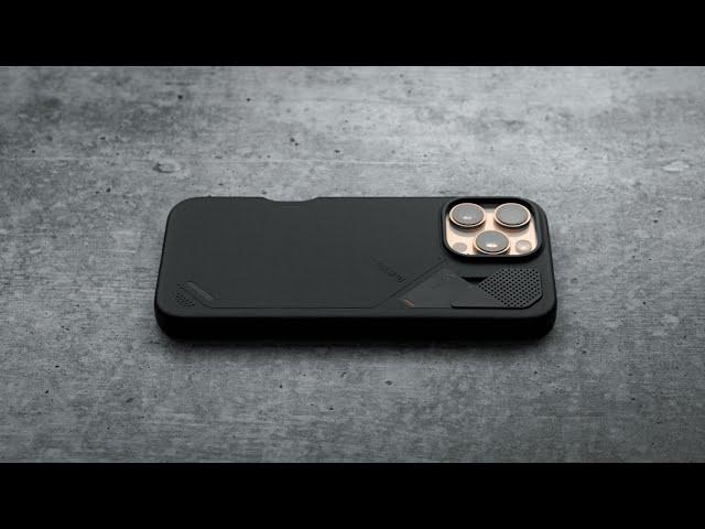 Aulumu A16 Case for the iPhone 16 Pro Max | Minimal & Futuristic