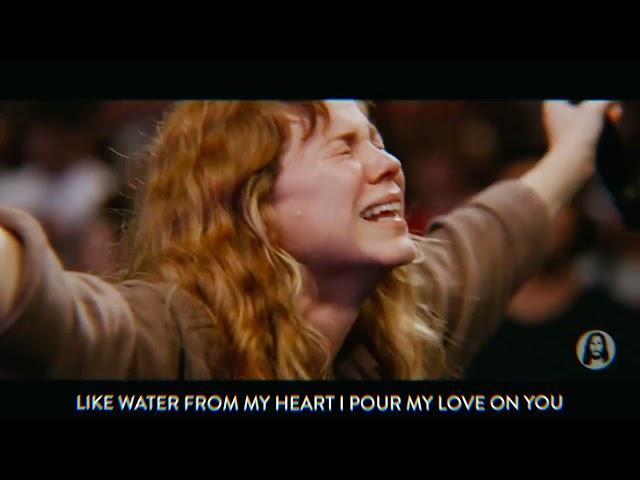 Steffany Gretzinger BEAUTIFUL JESUS - POUR MY LOVE  PRAISE SONG  spontaneous worship