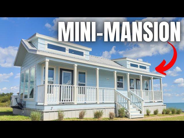JUST SETUP! VERY INTERESTING tiny house/park model you have to see! Prefab House Tour