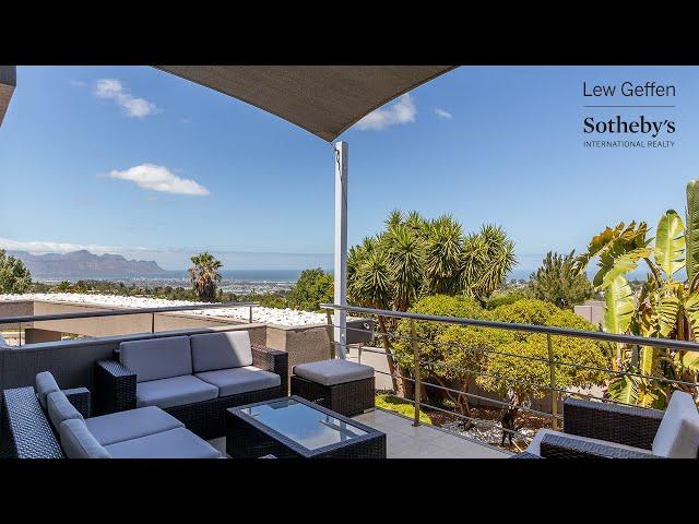 Designer mansion with incredible views | Lew Geffen Sotheby's International Realty