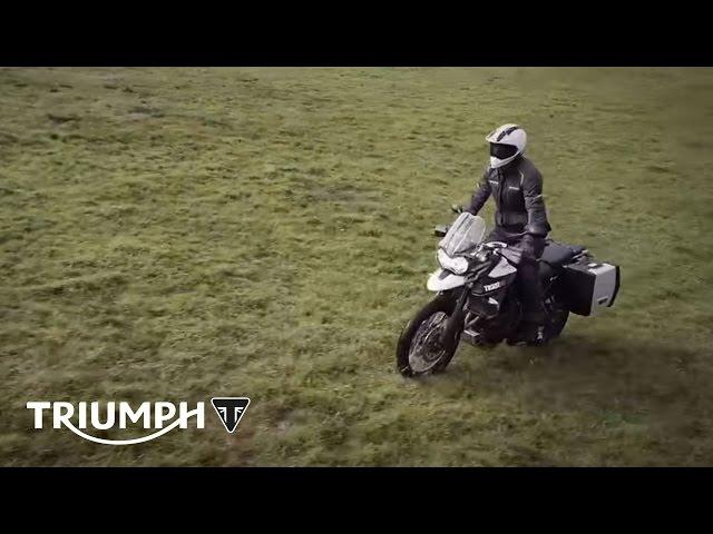 No Ordinary Adventure Bike. The NEW Triumph Tiger 800: Triple Engine - German