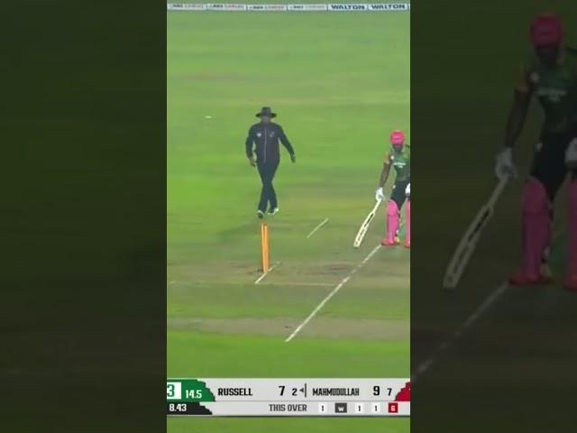 Amazing  double hit | Rare runout attempt | never to be repeated | Cricket  at its best