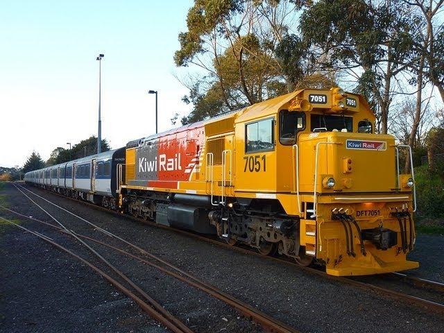 KiwiRail DFT 7051 (EMD GT22MC) in Veolia Transdev service