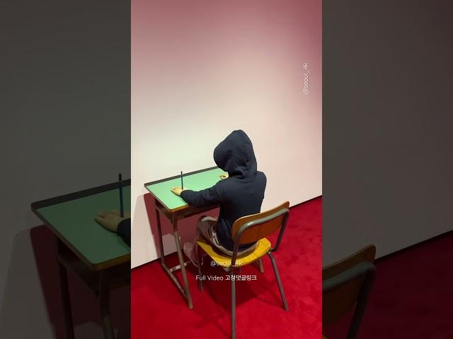 리움미술관 Maurizio Cattelan “WE”