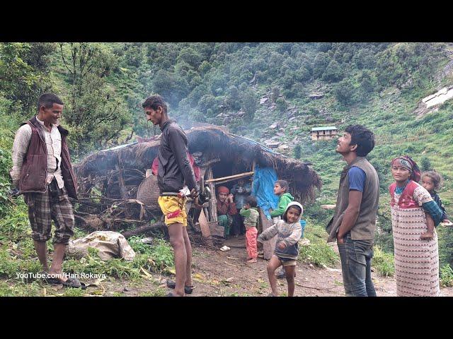 Most Relaxing Nepali Mountain Village Life|Daily Activities of Hari Rokaya Village People|Rainy Day|