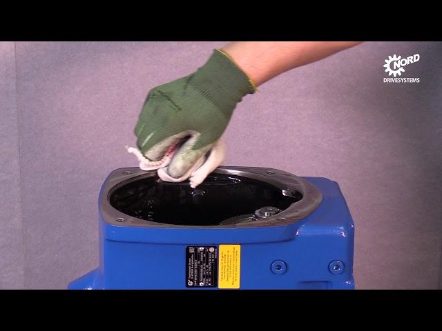 NORD DRIVESYSTEMS | HOW-TO | Replace the seal on NORD UNICASE bevel geared motors