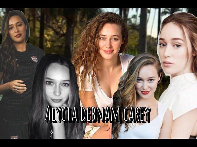 Alycia Debnam-Carey 