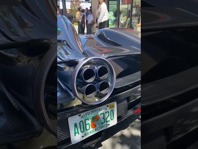 Only Mr Pagani would street park a Utopia  #pagani #utopia #v12 #hypercar #carspotting