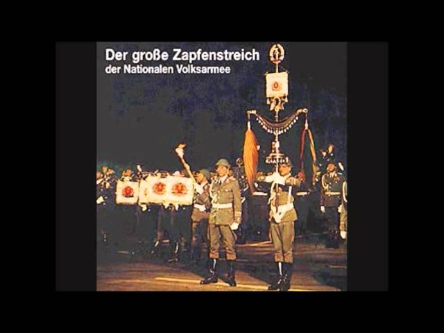 Ehrung der Opfer des Faschismus und Militarismus & Nationalhymne der DDR