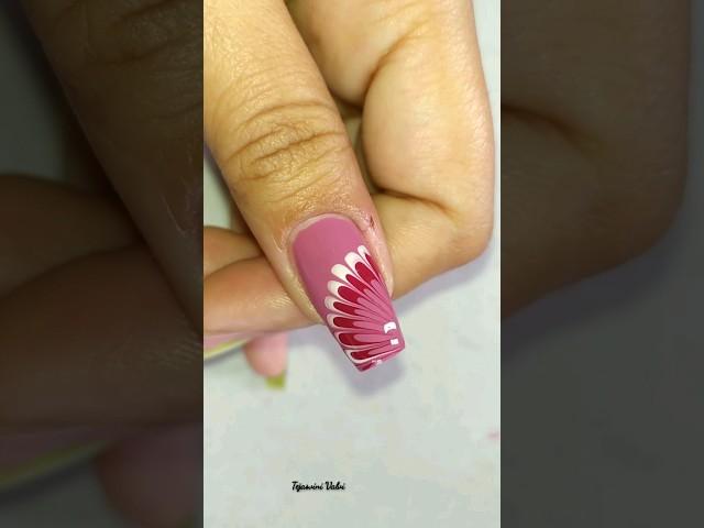 Easy nail art #naildesign #easynailart #youtubeshorts