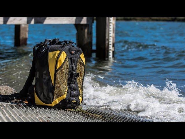 Vodootporni ranac za foto opremu/ Lowepro dryzone 200 waterresistant